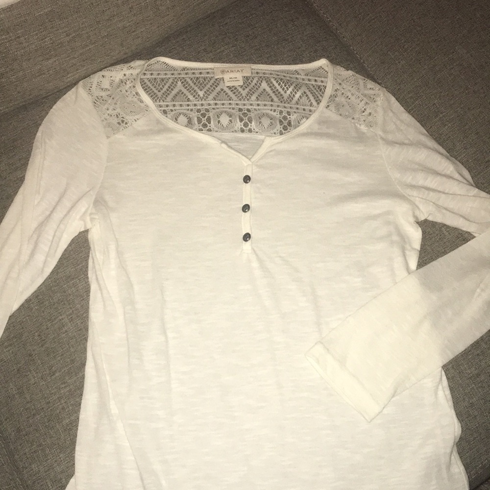 Ariat long sleeved tee with lace at shoulders.